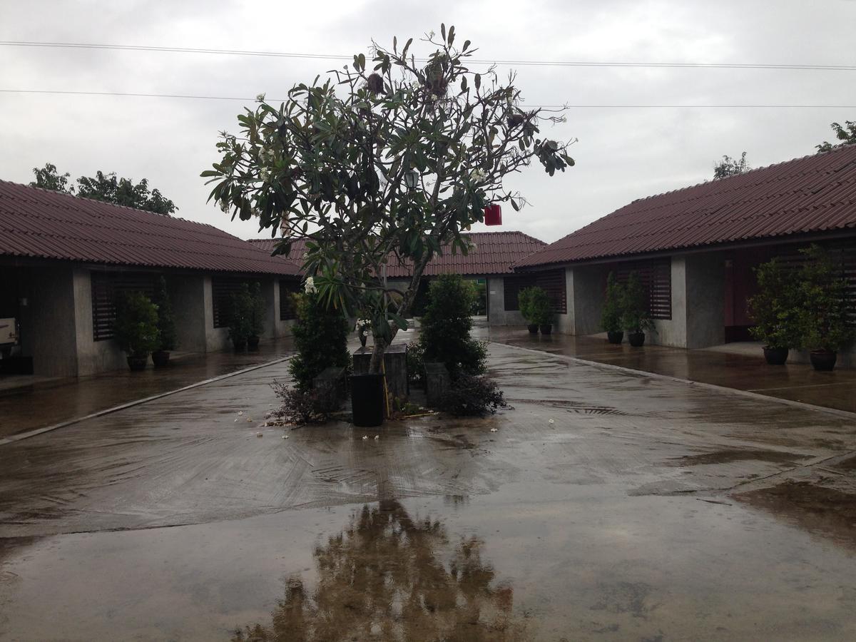 Rada Phan Ban Pa Ruak Exterior foto
