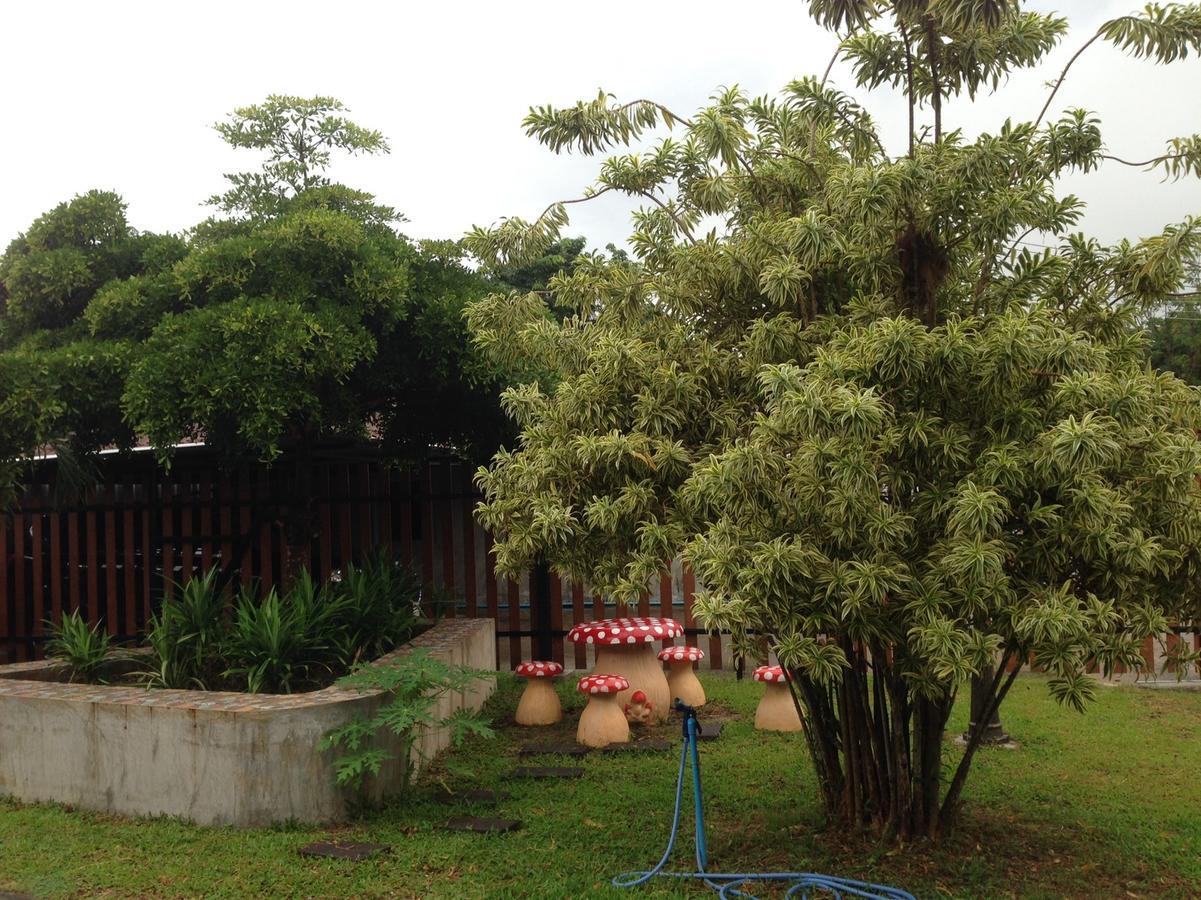 Rada Phan Ban Pa Ruak Exterior foto