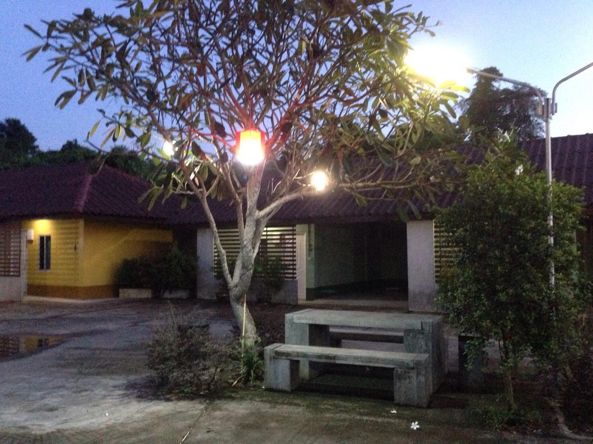 Rada Phan Ban Pa Ruak Exterior foto
